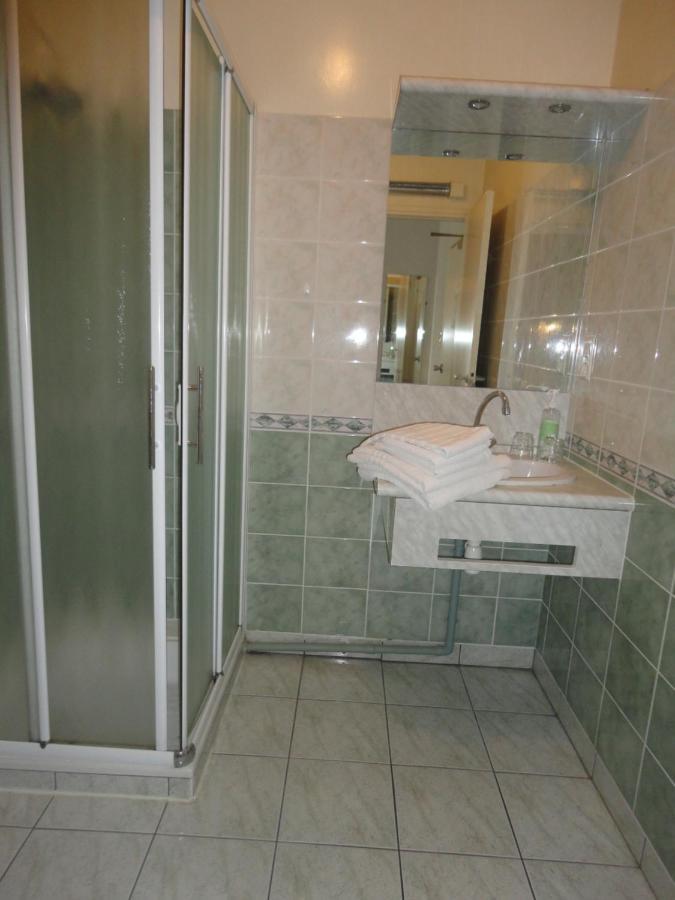 Hotel Restaurant Aux Armes D'Estaing - Kb Hotel Group Ngoại thất bức ảnh
